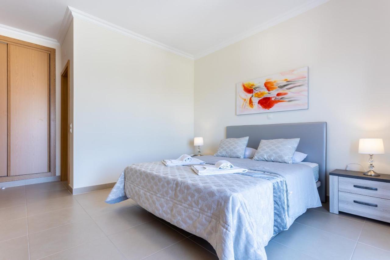 Horizon Apartment By Seewest Lagos Exteriör bild
