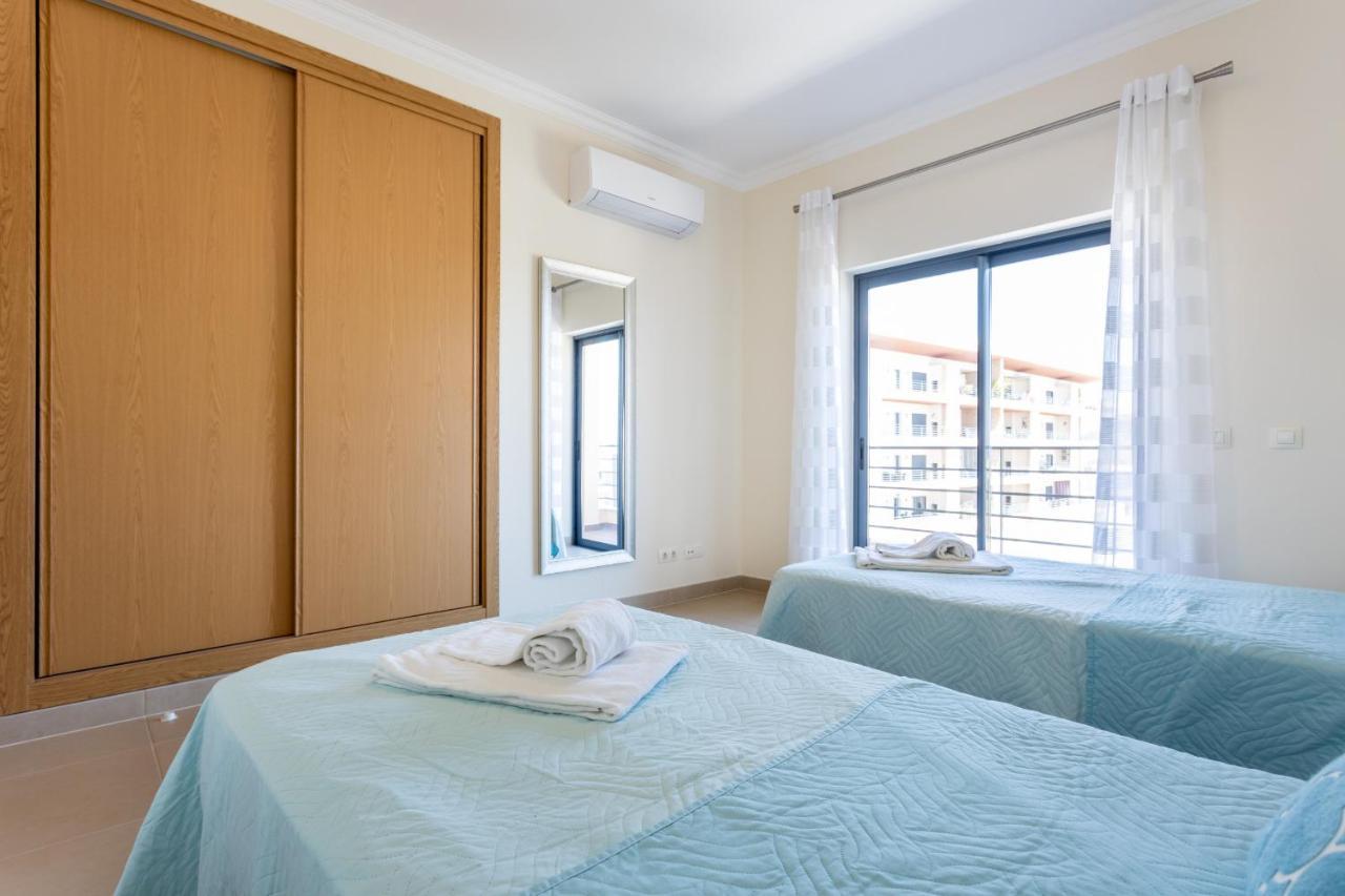 Horizon Apartment By Seewest Lagos Exteriör bild