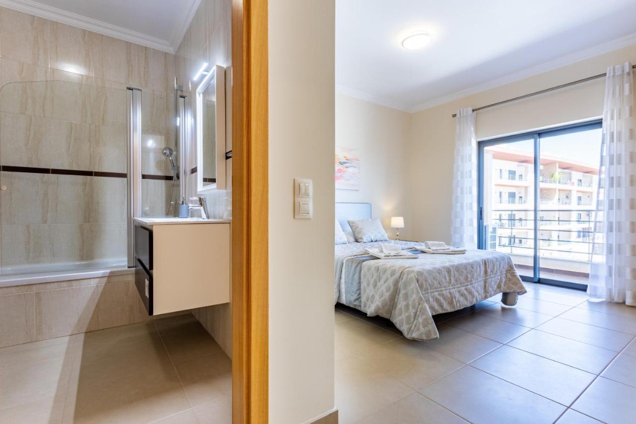 Horizon Apartment By Seewest Lagos Exteriör bild