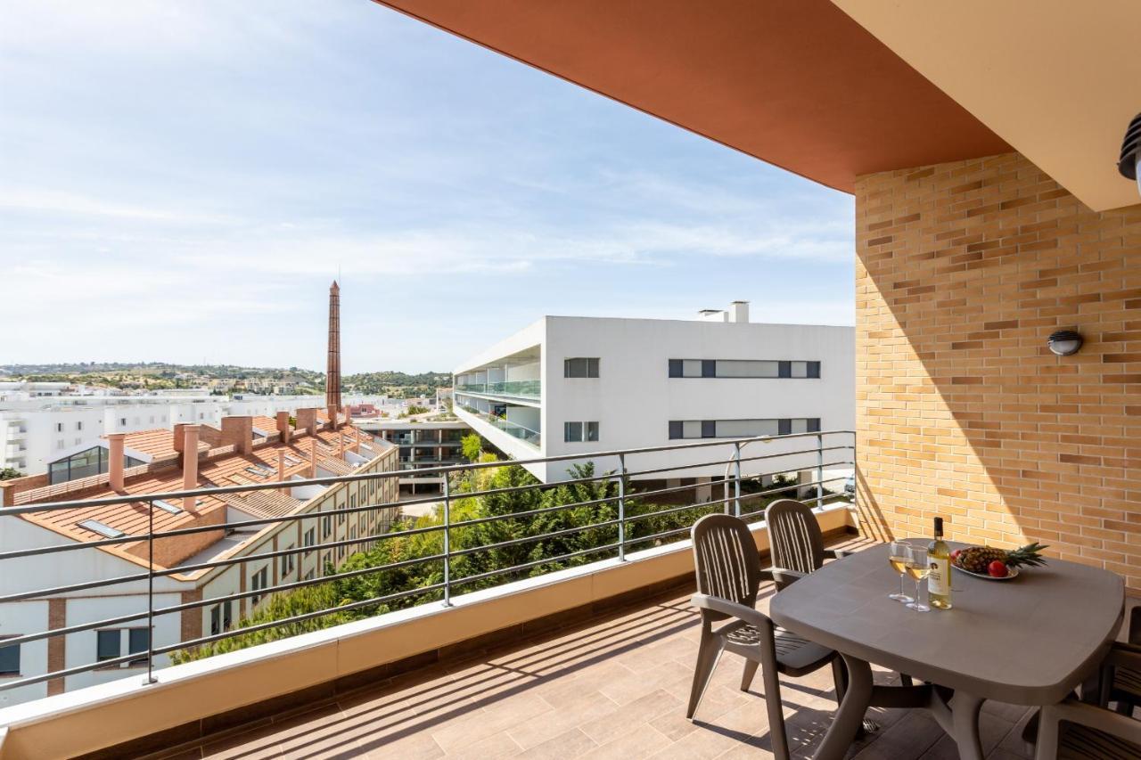 Horizon Apartment By Seewest Lagos Exteriör bild